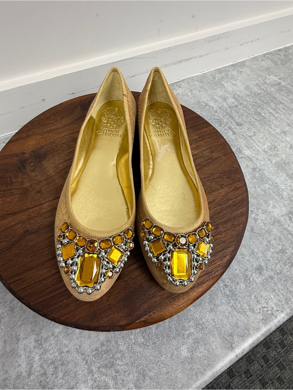 Vince Camuto Gold Snakeskin Jeweled Crystal Ballet Flats 6.5 NWOB
